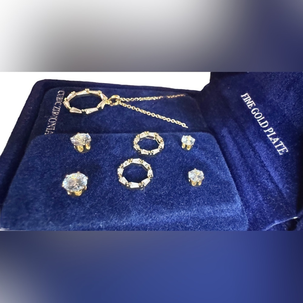 Danecraft Cubic Zirconia Circle Pendant & 3 Pair Stud Earring Set - Picture 7 of 15